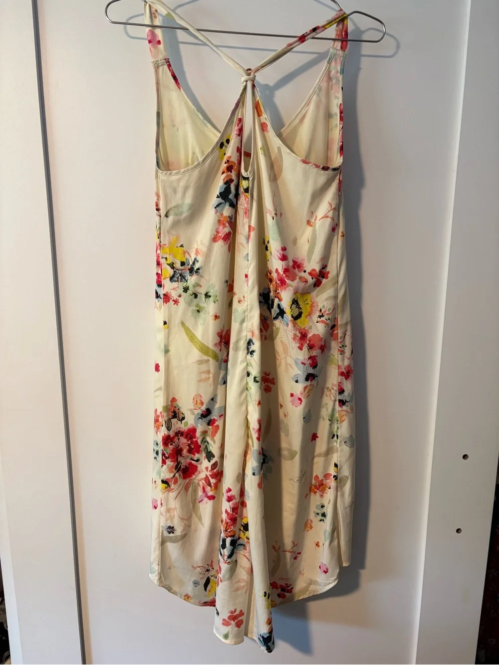 Floral V-Neck Sleeveless High Low Summer Dress in Cream with Multicolor Blooms - Picture 3 of 3